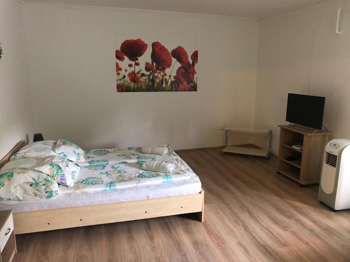 Natalia Apartman Apartment Mako Bagian luar foto