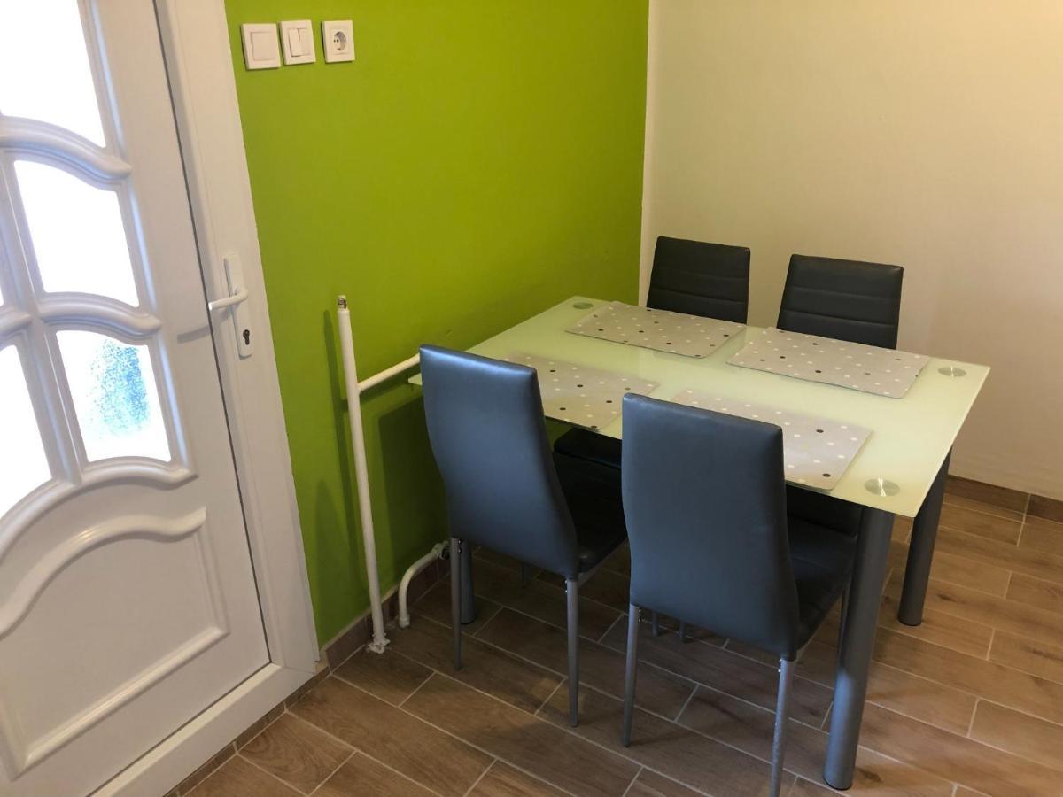 Natalia Apartman Apartment Mako Bagian luar foto